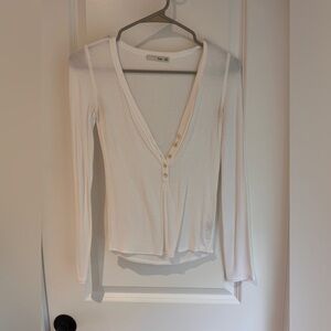 Aritzia Wilfred White Button Down Long Sleeve